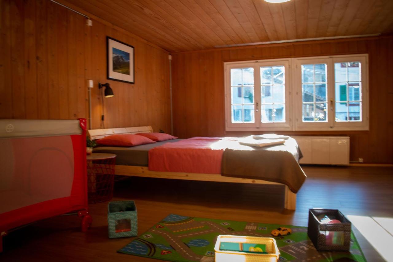 Uncle Eric'S Chalet Matten bei Interlaken Buitenkant foto